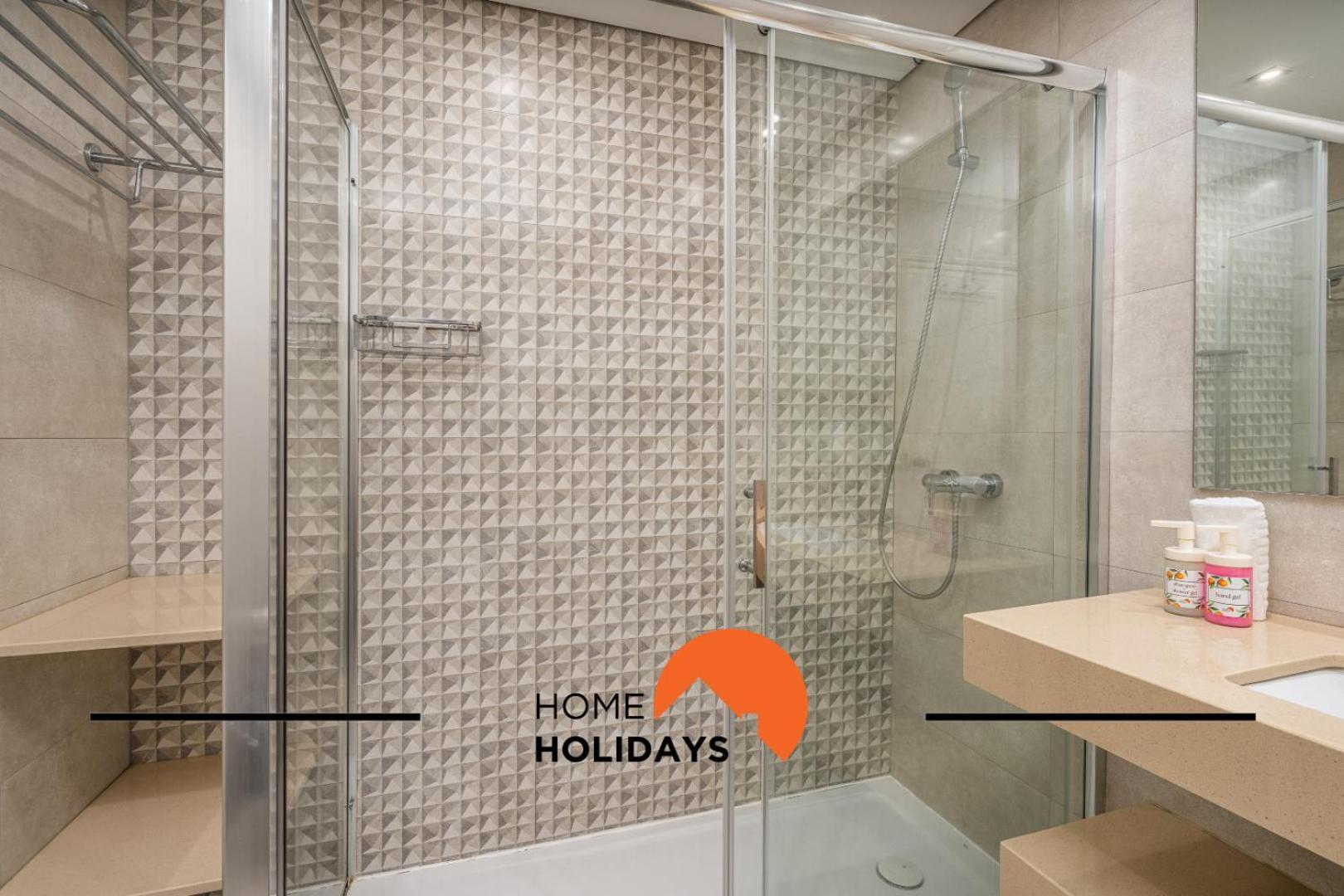 Appartement #250 264 By Holidays