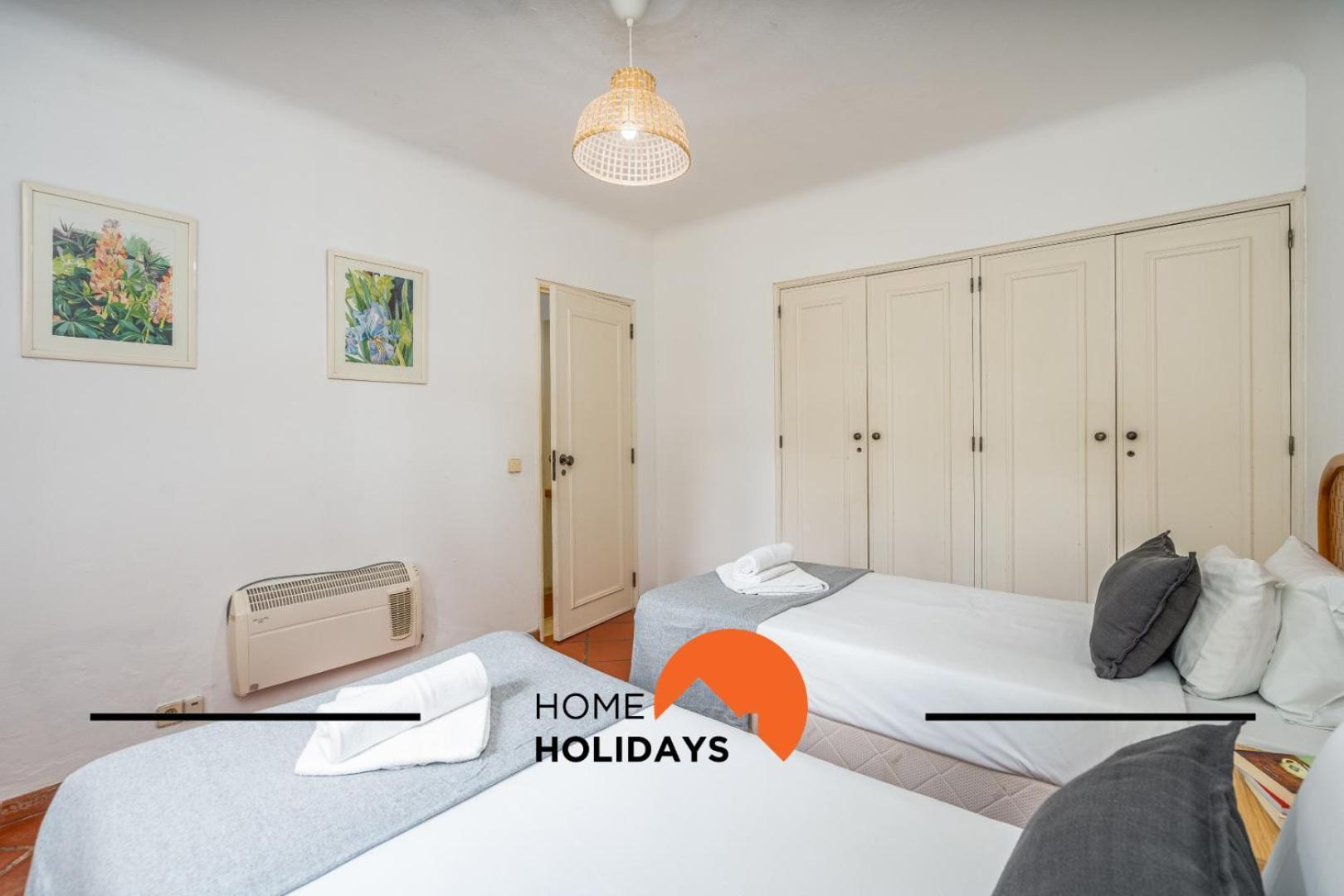 Appartement #250 264 By Holidays